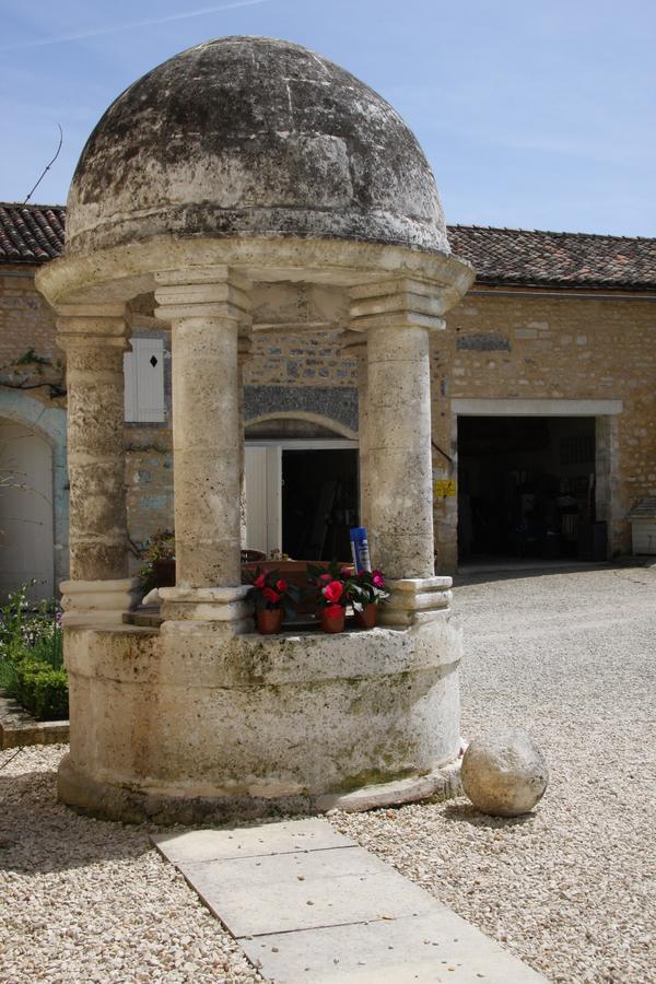 Chateau Manoir De La Leche Touvre 외부 사진